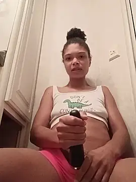 GrippingPussy's Webcam Show