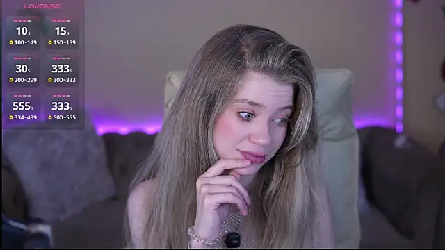 SunnyLay – webcam-show