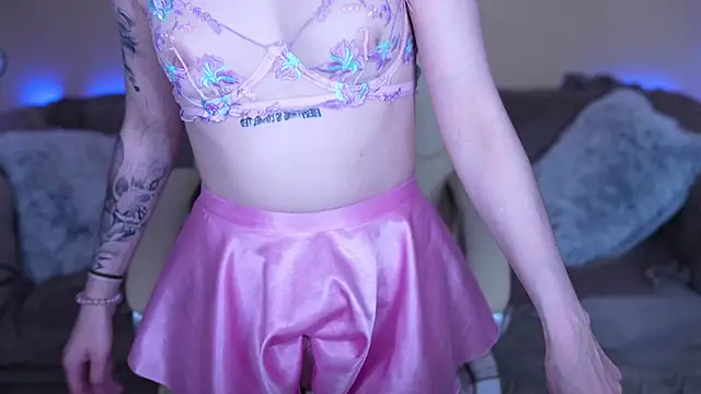 Show modela SunnyLay na web-kameri