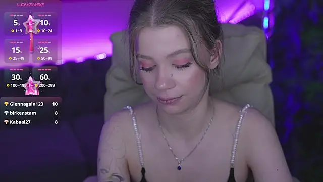 Вебкам-шоу SunnyLay