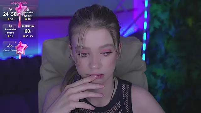 SunnyLay's Webcam Show