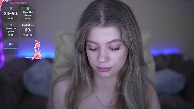 Вебкам-шоу SunnyLay