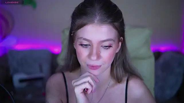 XXX chat uživo modela SunnyLay