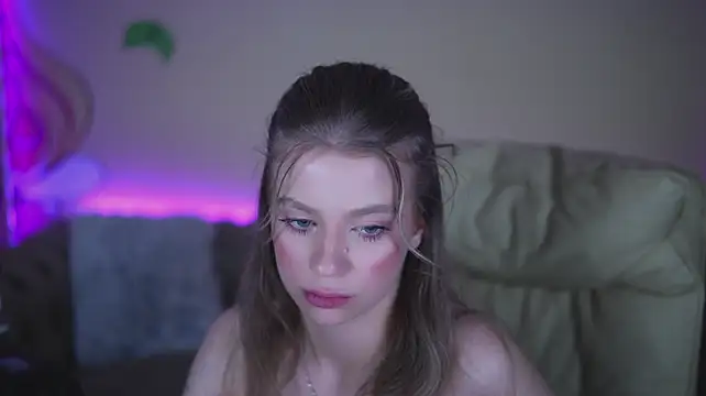 Вебкам-шоу SunnyLay