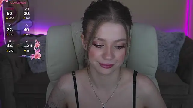 Show modela SunnyLay na web-kameri