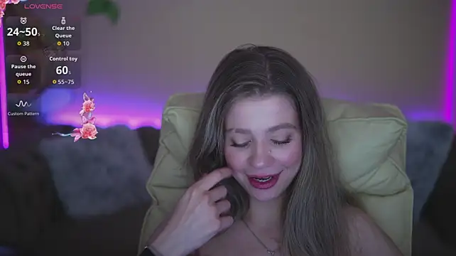 SunnyLay – Naživo XXX chat