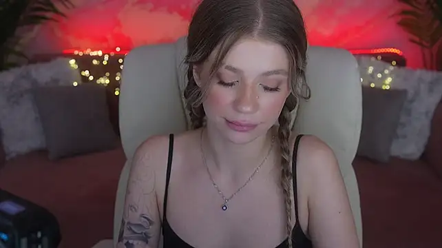 SunnyLay's Webcam Show