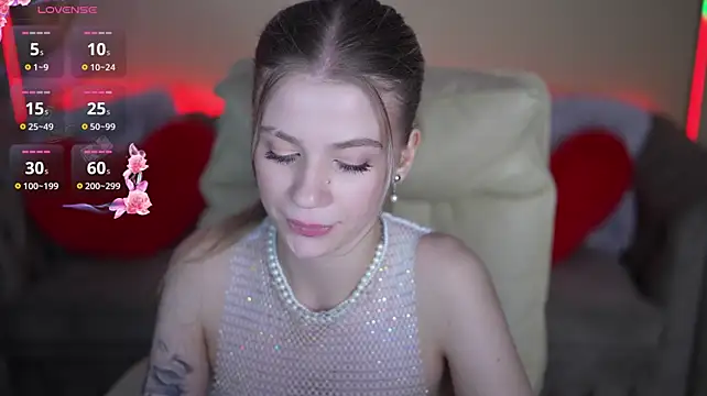 SunnyLay Show in webcam
