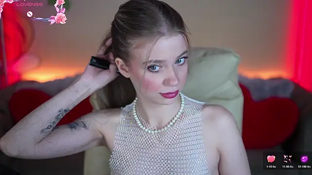 Show modela SunnyLay na web-kameri