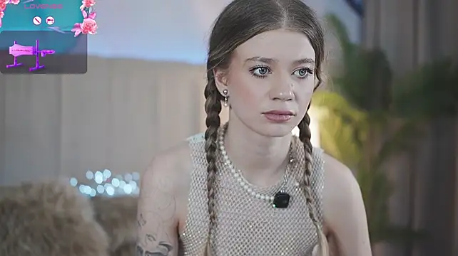 Вебкам-шоу SunnyLay
