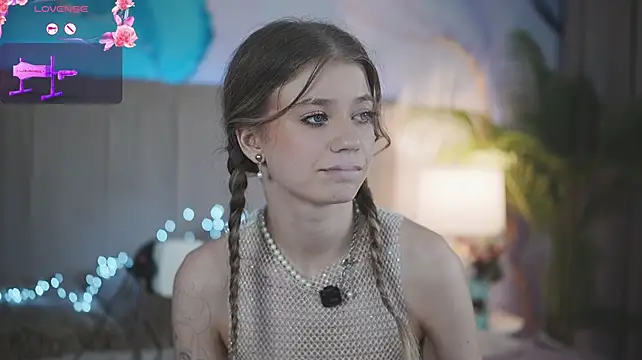 Вебкам-шоу SunnyLay