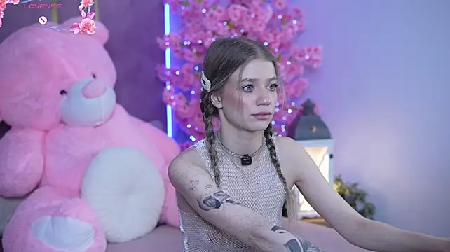 SunnyLay – webcam-show