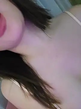 GUGU11022's Webcam Show