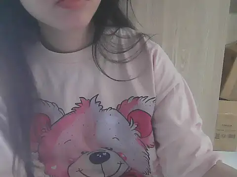 Anna_Ly2 Show Webcam
