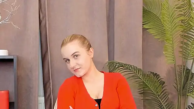 CaroleeIlle's Webcam Show