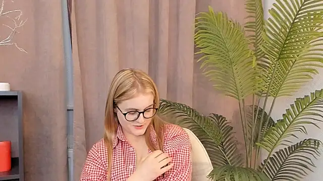 Webkamerová show CaroleeIlle