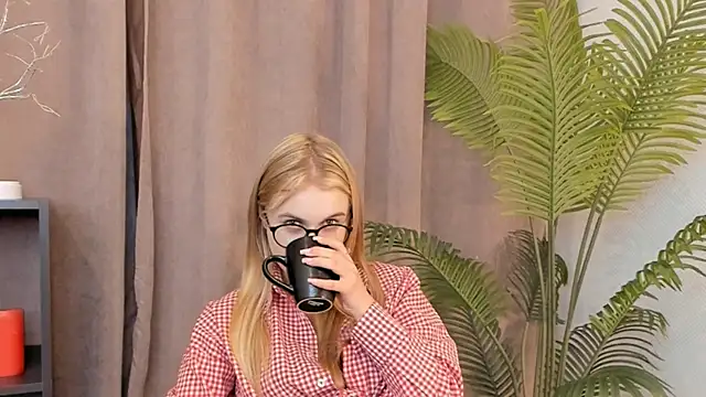 Webkamerová show CaroleeIlle