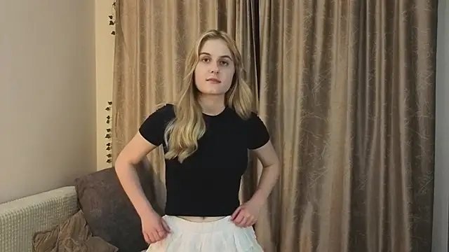 CaroleeIlle – webcam-show