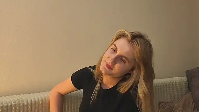 CaroleeIlle's Webcam Show