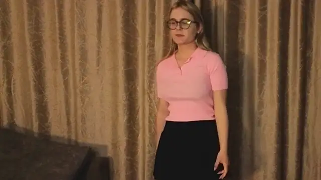 Živý XXX chat CaroleeIlle