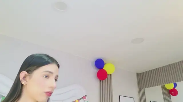 CaitlynMillern Webbikameraesitys