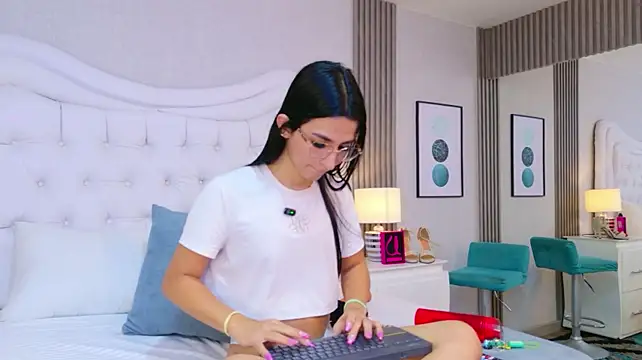 عرض كام CaitlynMiller