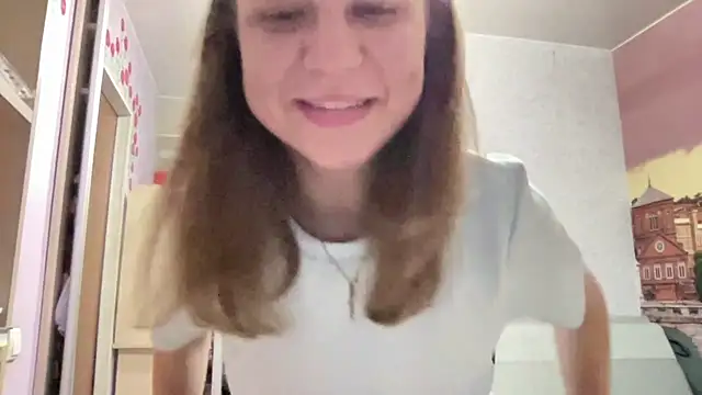 HwaTrippel Show in webcam
