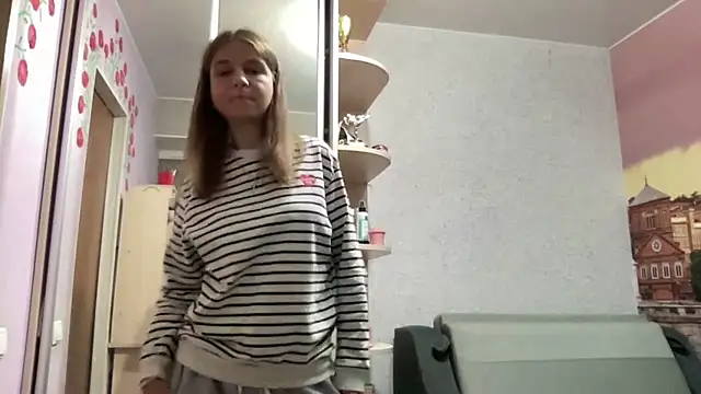 HwaTrippel's Live XXX Chat