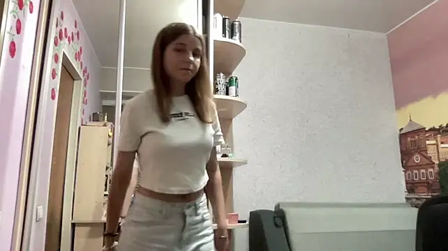 HwaTrippel Show in webcam