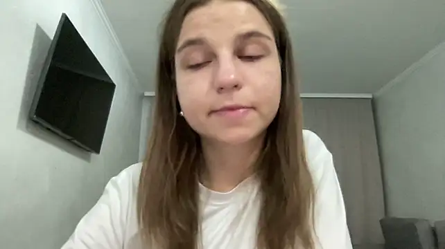 HwaTrippel webcam show