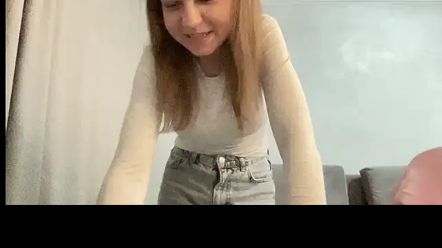 Chat +18 de HwaTrippel ao vivo