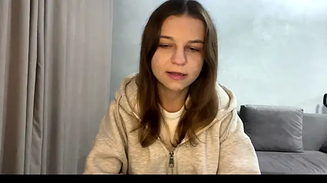 Вебкам-шоу HwaTrippel