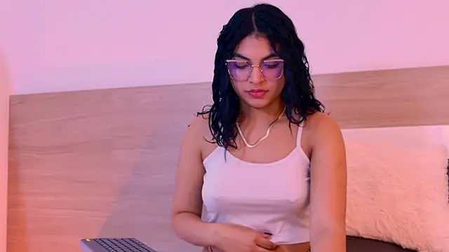 MelodyAlvarez's Live XXX Chat