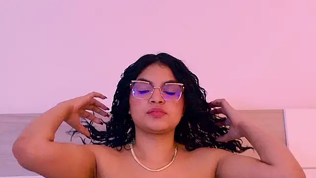 MelodyAlvarezのウェブカメラショー