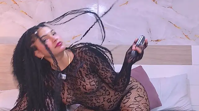 MelodyAlvarez live XXX chat