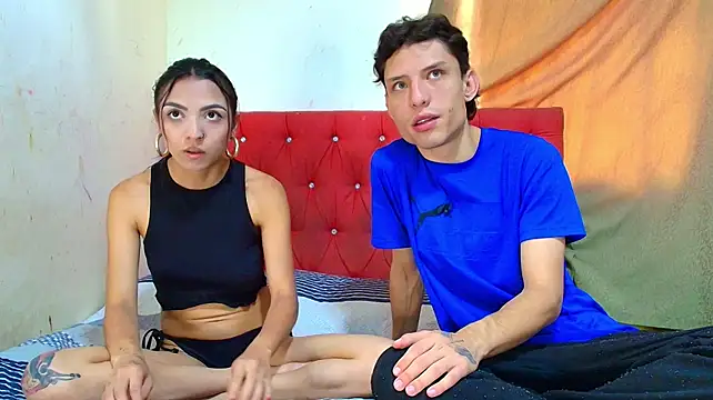 DaxAndCherry_n Webbikameraesitys