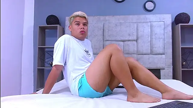 Emiliano_Pov – Kamerová šou