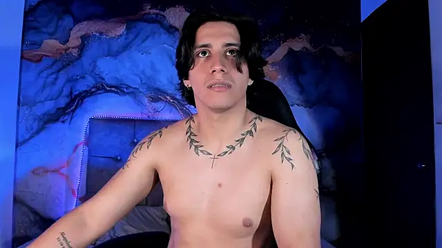 Show modela Alexx_Cano_ na web-kameri