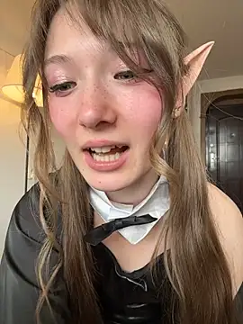 Strawberry_Senpai's Live XXX Chat