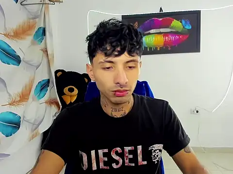 felix_mSqueen Webcamshow