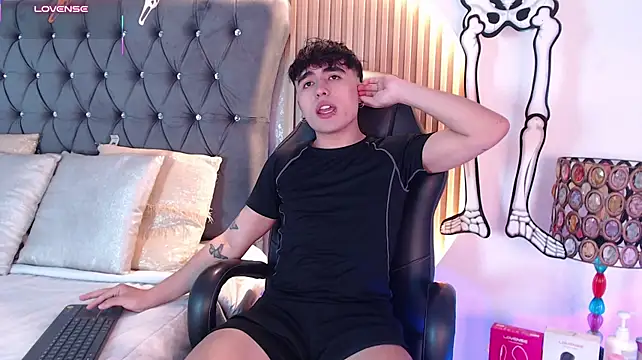 Tommy_Claks Webcam show