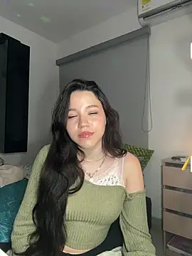 _RubyNoir_ লাইভ XXX চ্যাট