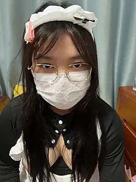 yiyi-love Show Webcam