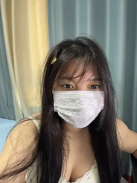 yiyi-love 网络视讯表演