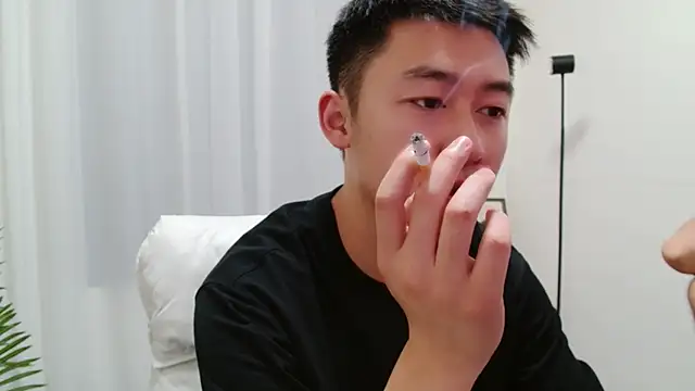 yyy66kk 在線直播表演