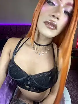 _KittyQueen12 Webcam show