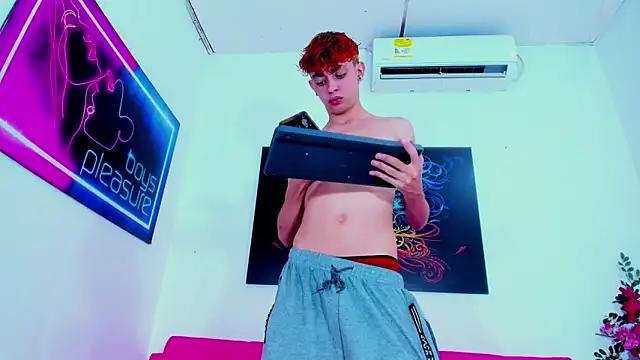 Thomy_hard's Webcam Show
