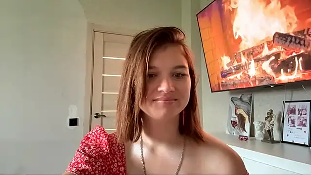 Karolinefrog Show in webcam