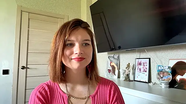 Karolinefrog's Webcam Show