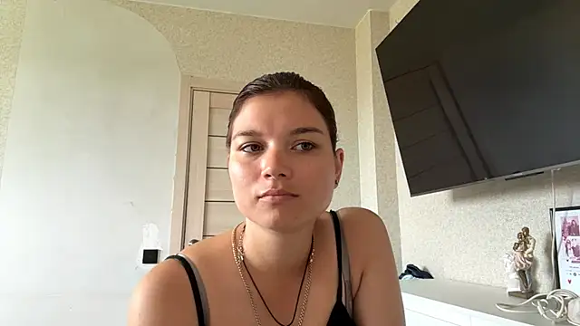 Karolinefrog's Webcam Show